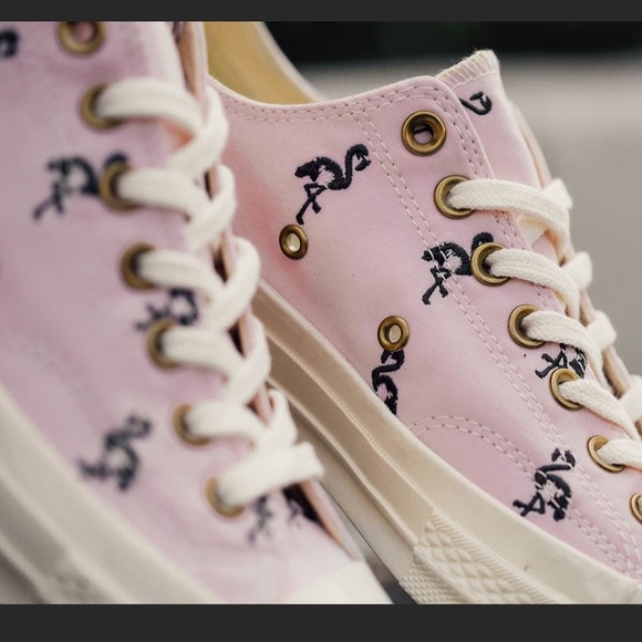 Chuck Taylor Flamingo Converse🦩 - Picture 2 of 9